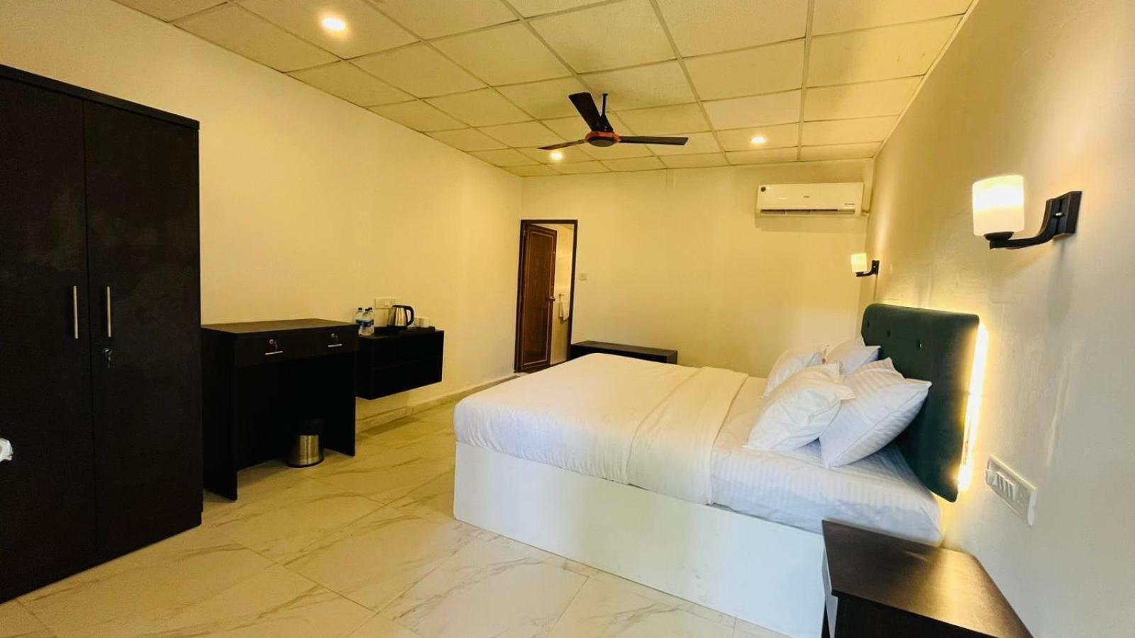 Orange Sky Hotel Canacona